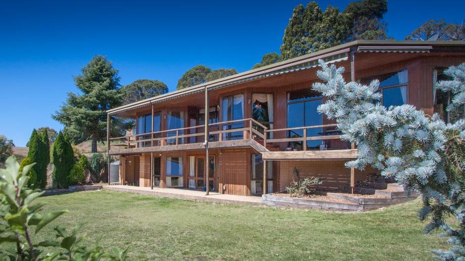 24 Waterlooflat Road Bullengarook VIC 