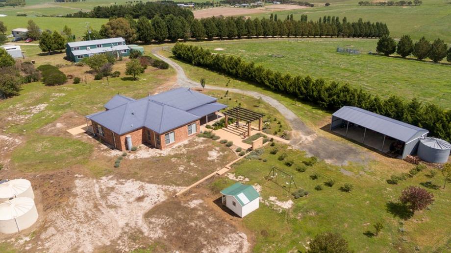 142 Guyong Road Blayney NSW 2799