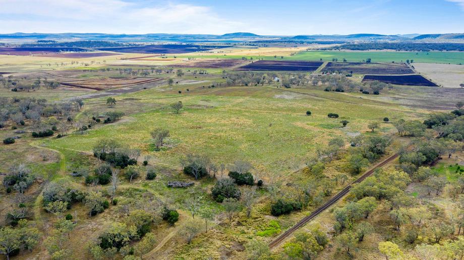 1 Ted Mengel Road Nobby QLD 4360