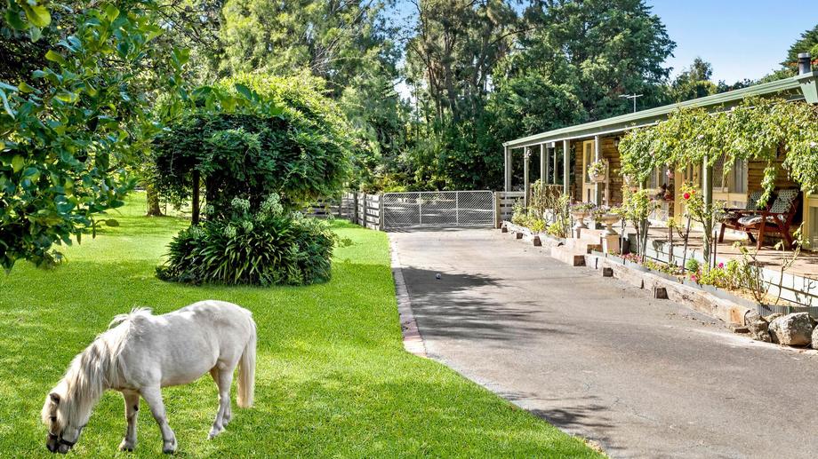 245 Potts Road Skye VIC 3977