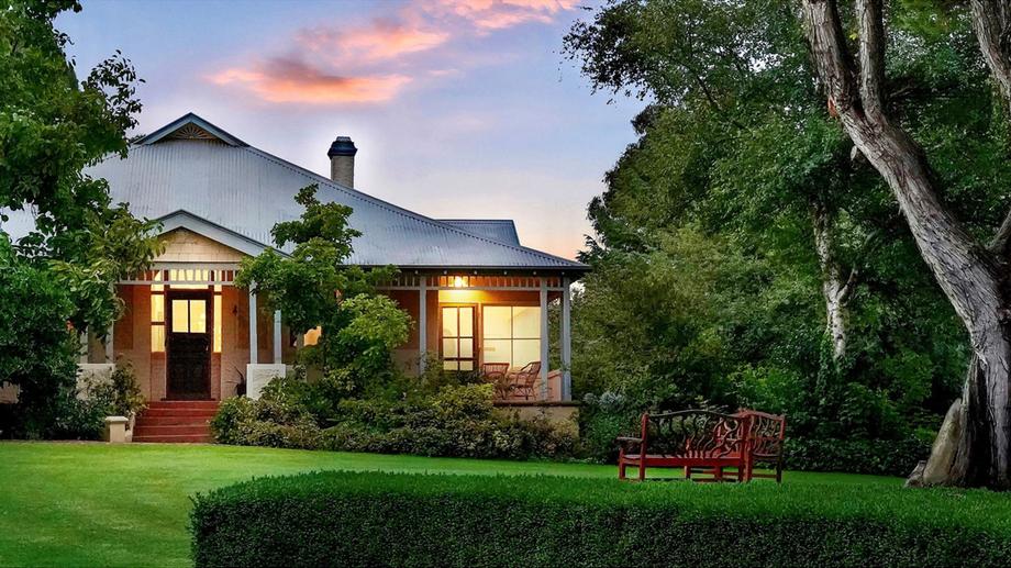 'Kyalla Pa Heifer Station Lane Orange NSW 2800