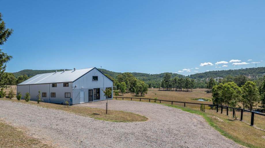 231 Webbers Creek Road Paterson NSW 2421