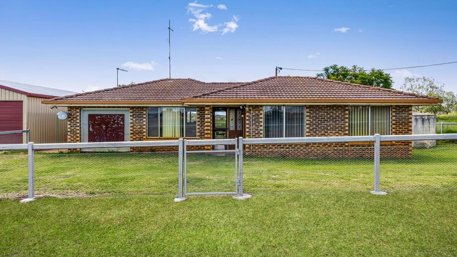 107 Ehrlich Road Linthorpe QLD 4356