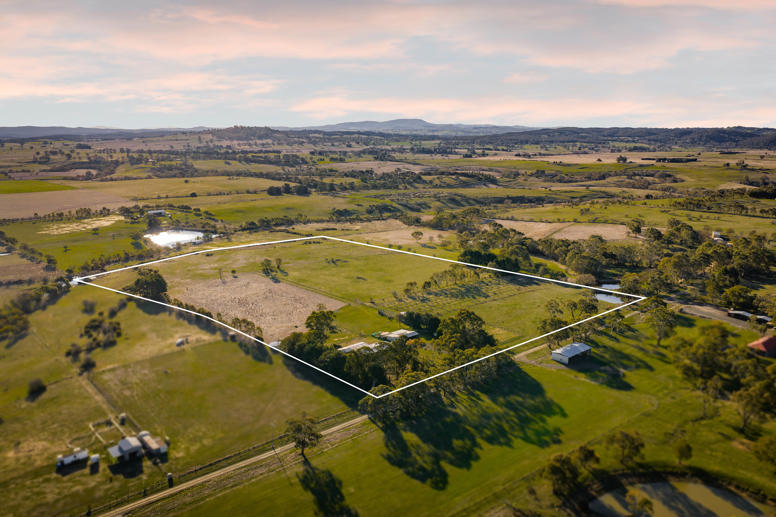 53 Pickerings Lane Kyneton VIC 3444