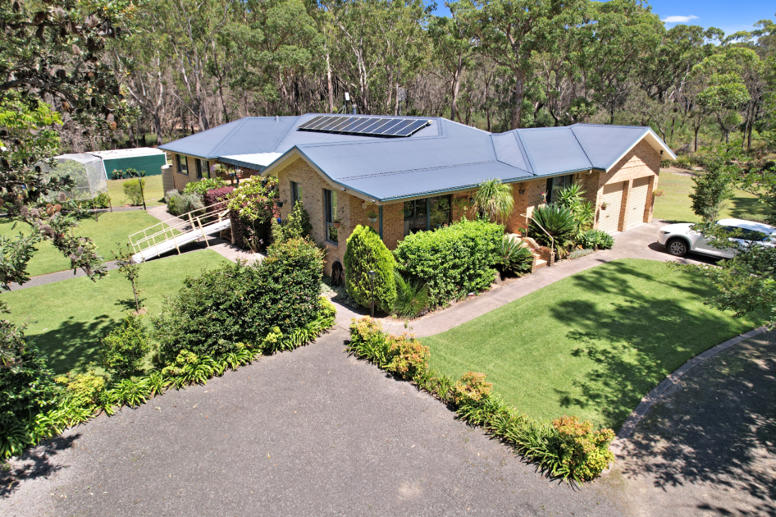 16 Thorne Street Lake Conjola NSW 2539