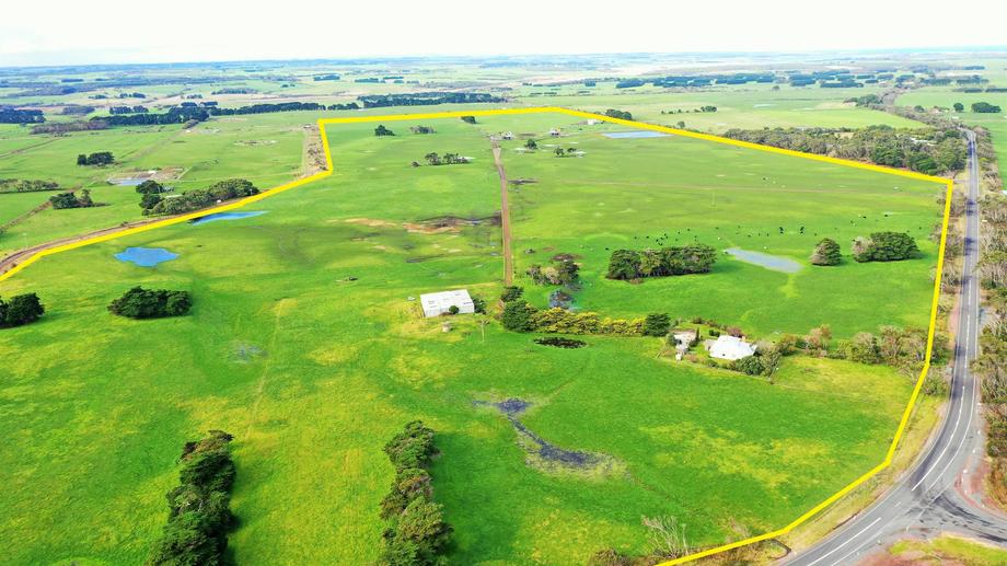 2594 Great Ocean Road Nirranda South VIC 3268