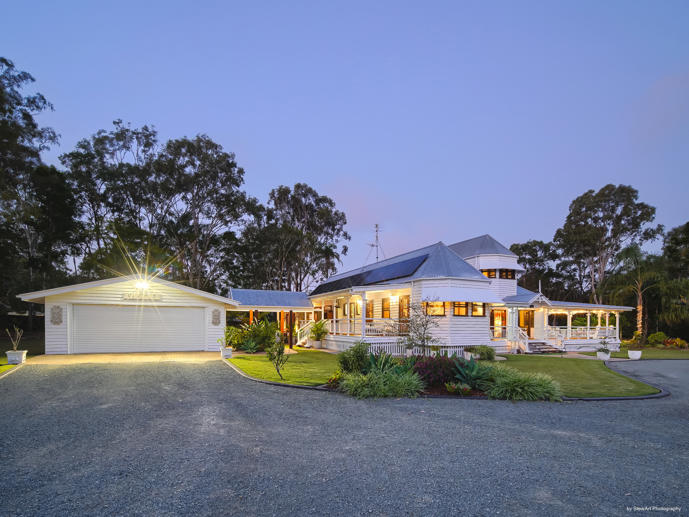 12 Burralong Drive Wondunna QLD 4655