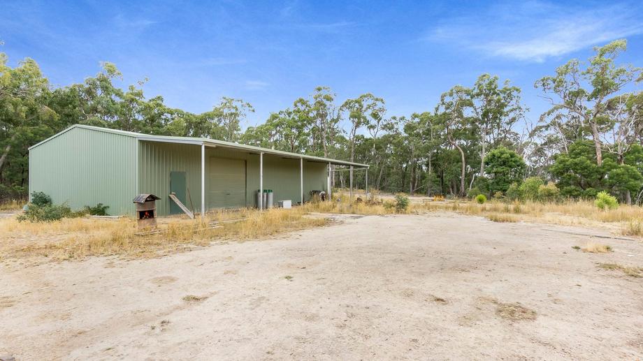 120 Greendale Trentham Road Greendale VIC 3341