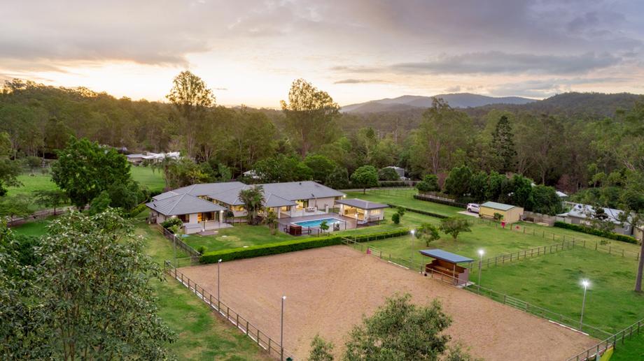 430 Mount Crosby Road Anstead QLD 4070