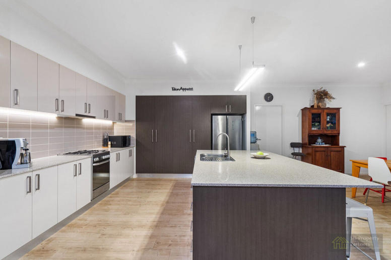 54 Lochview Court Tamborine QLD 4270