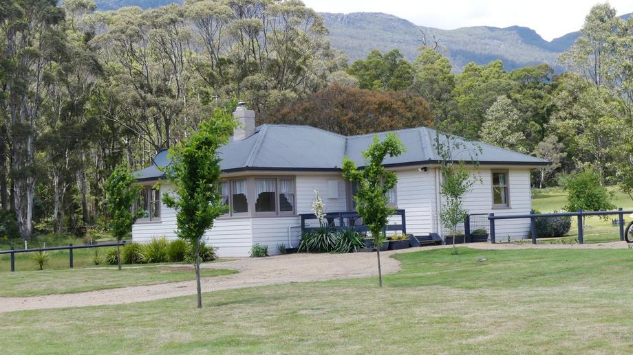 74 Cunninghams Road Western Creek TAS 