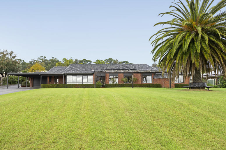 82 Major Crescent Lysterfield VIC 3156