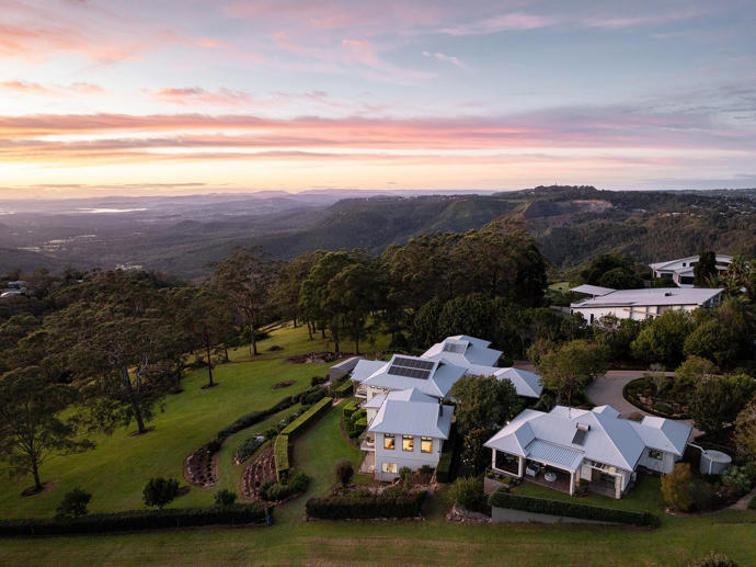 3 Rosewall Court Mount Kynoch QLD 4350