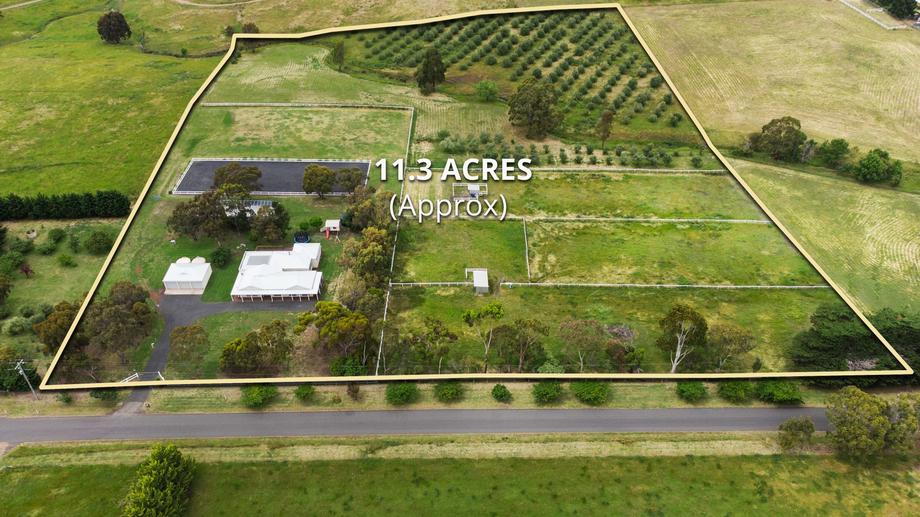 25 Nolans Road Riddells Creek VIC 3431