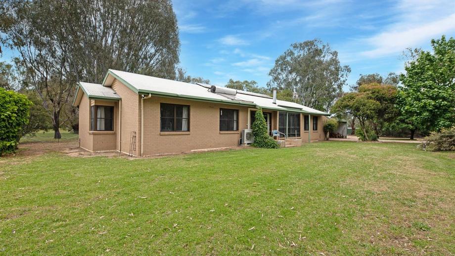 14 Pryse Road Tarrawingee VIC 3678