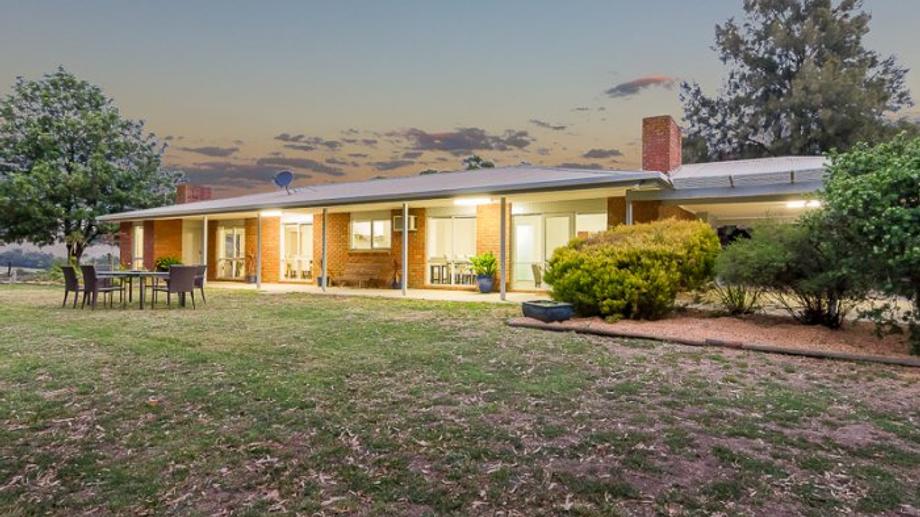 845 Toomuc Valley Road Pakenham Upper VIC 