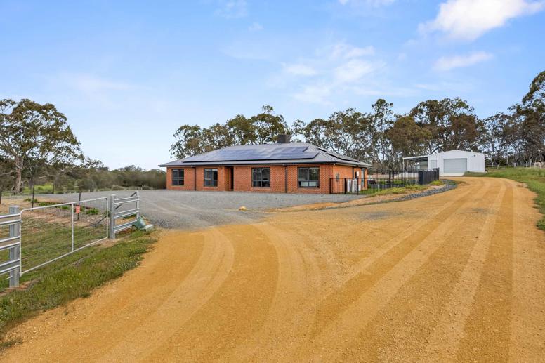 1469 Ararat-Halls Gap Road Moyston VIC 3377