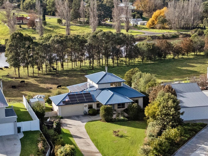 35 Georges Terrace Swan Reach VIC 3903