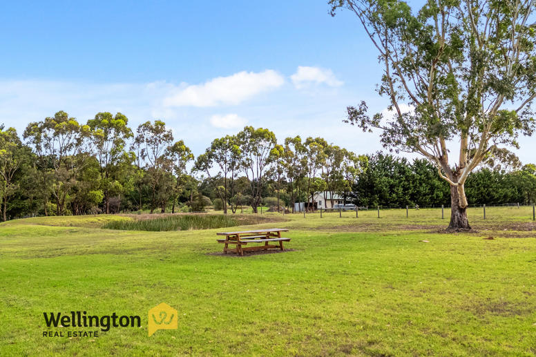 41 Newnham Drive Longford VIC 3851