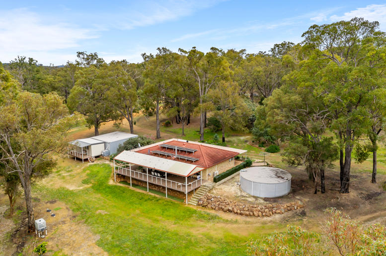 157 Fairway Place Boddington WA 6390