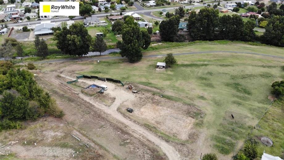 43 Victoria Hill Road Adelong NSW 2729