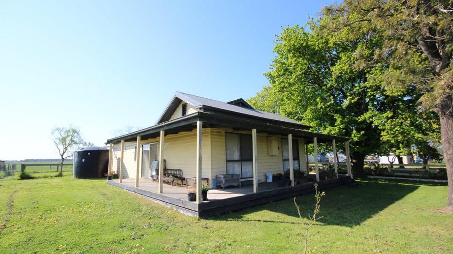 430 FIVE MILE ROAD Pakenham South VIC 