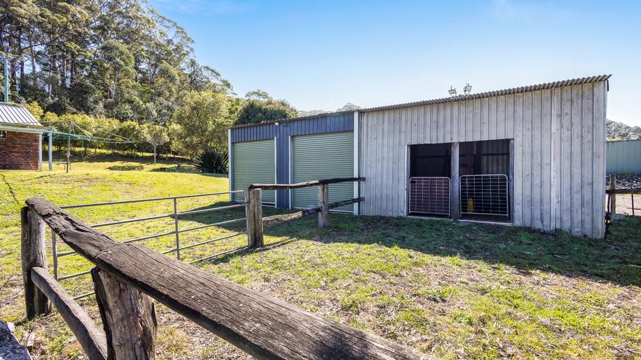  364 Paynters Creek Road Rosemount QLD 4560