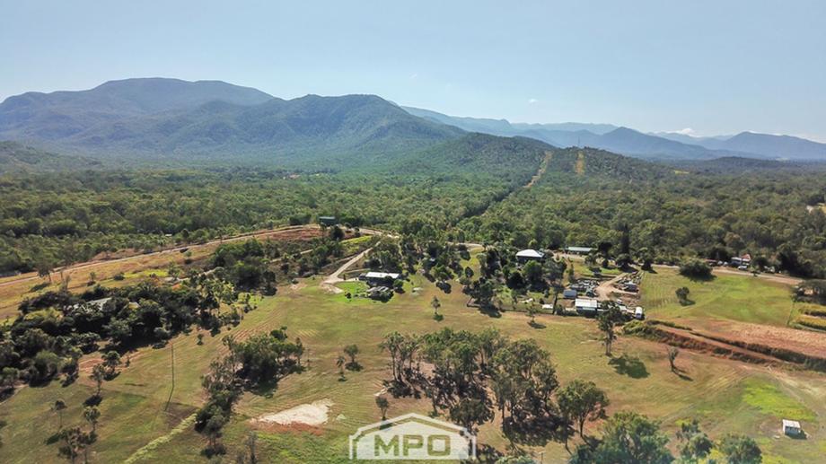 11 Clacherty Street Mount Molloy QLD 4871