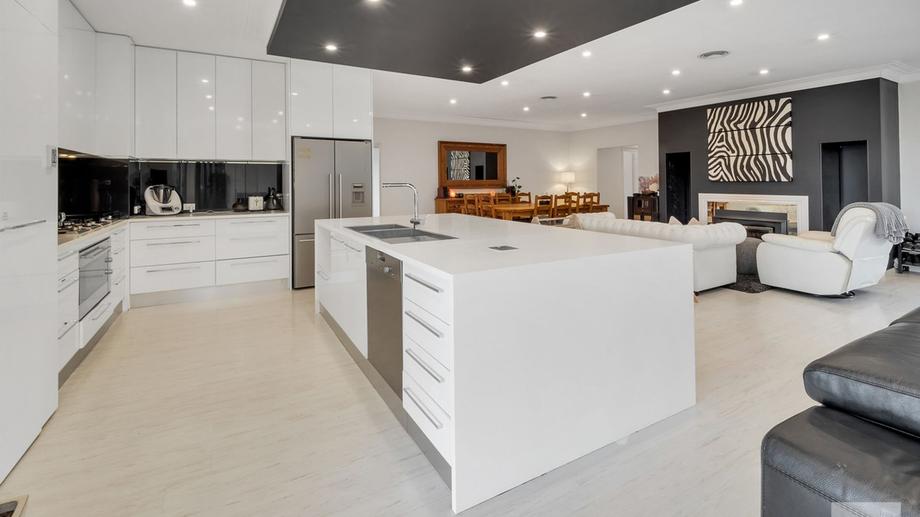 8245 Snowy River Way Jindabyne NSW 2627