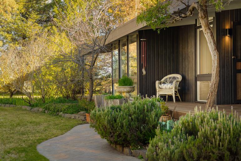 53 Pickerings Lane Kyneton VIC 3444