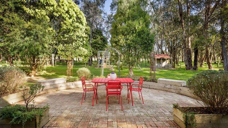 50 Hunts Road Tuerong VIC 3915