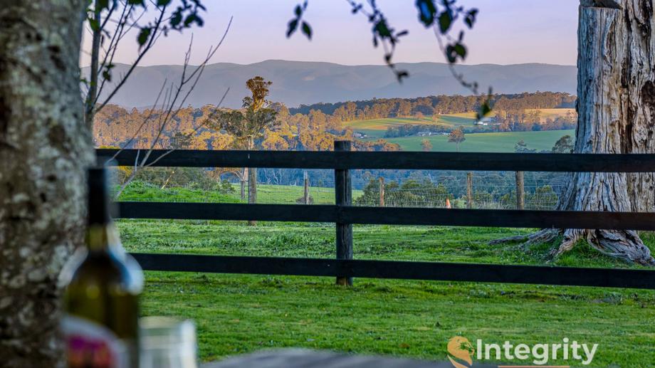 10 Powers Road Kinglake Central VIC 3757