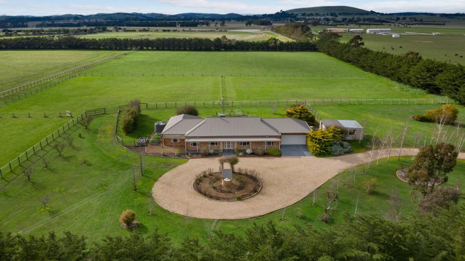 2480  Melbounre - Lancefield, Road Romsey VIC 