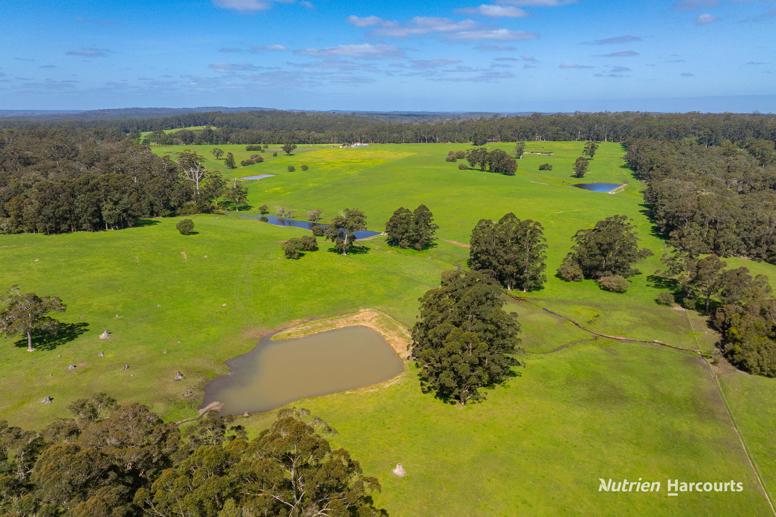 1545 Muirillup Road Boorara Brook WA 6262