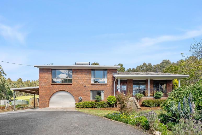 98 Settlement Road Flowery Gully TAS 7270