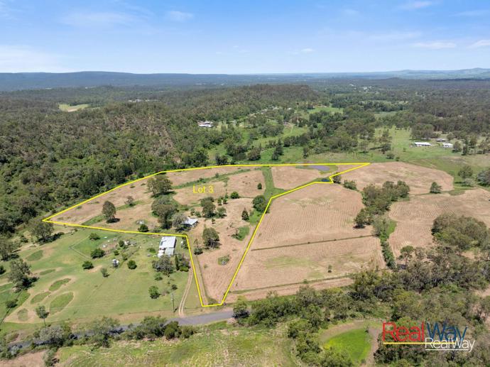  Gittins Road Withcott QLD 4352