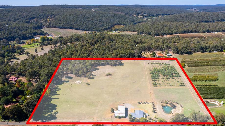 60 Union Road Carmel WA 6076