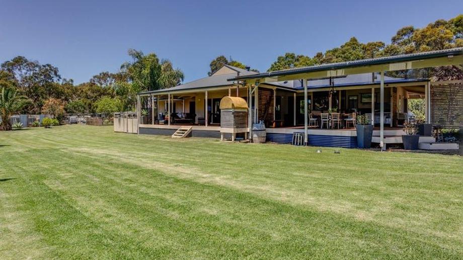 18 Tonto Road Hay Flat SA 5204