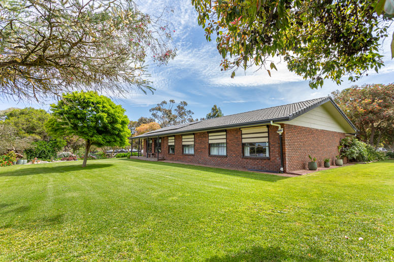 17 Clarksons Road Naracoorte SA 5271