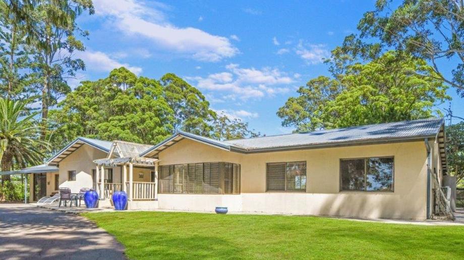 224 Lake Innes Drive, Lake Innes NSW 2446