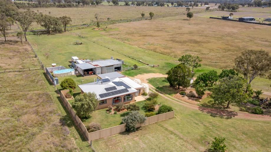 14115 Cunningham Highway Rosenthal Heights QLD 4370