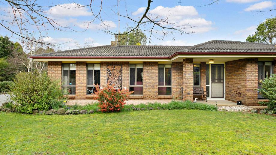 10 Pine Grove Warragul VIC 3820