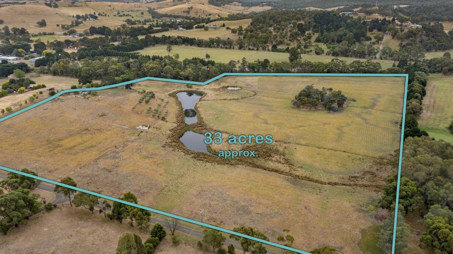 25 Austins Road Humevale VIC 3757