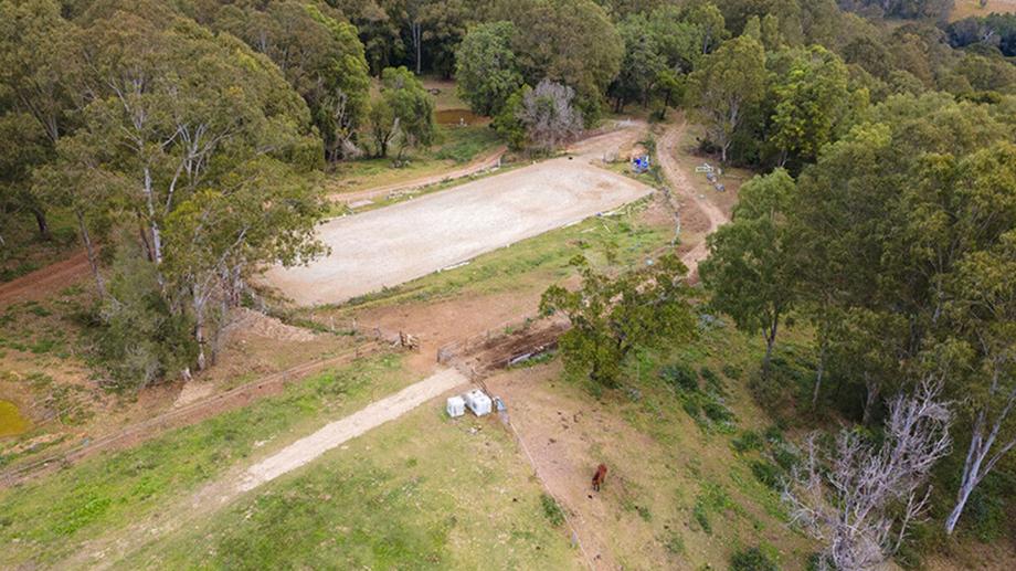 43 Rowe Lane Cedar Creek QLD 4207