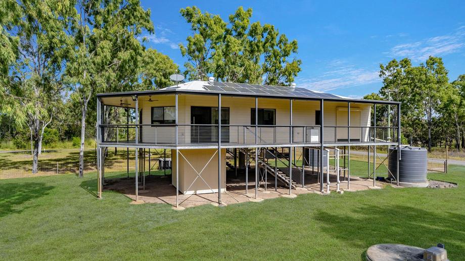 8 Maconachies Road Majors Creek QLD 4816