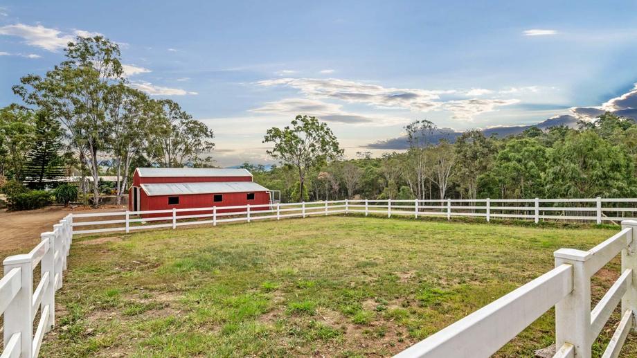 236 Burgess Road Calico Creek QLD 4570