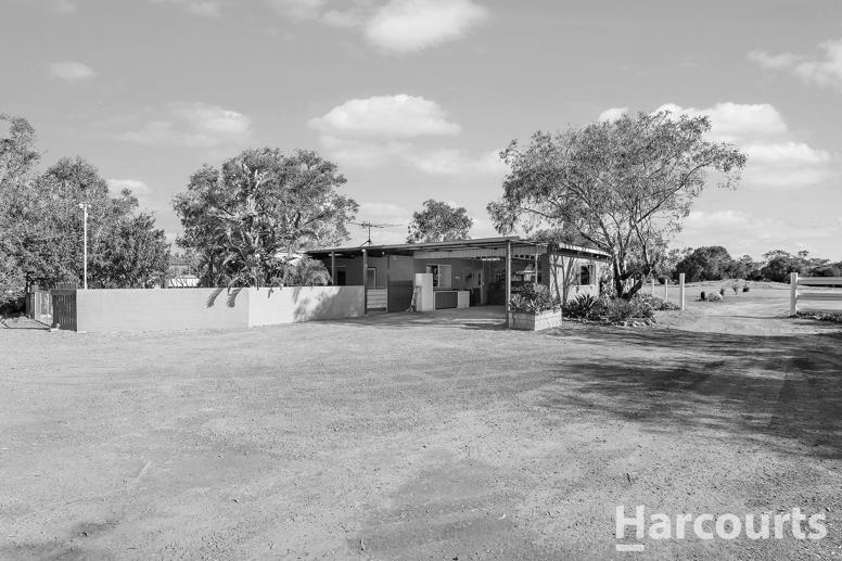 152 Tonkin Drive Furnissdale WA 6209