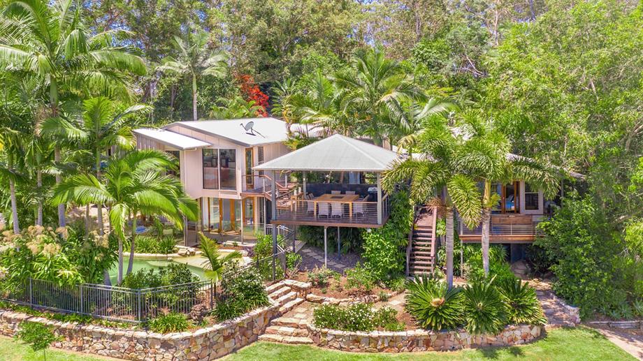 53 Hoy Road Lake Macdonald QLD 4563