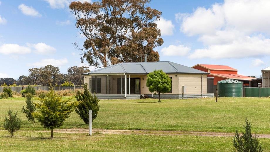 279 Oswalds Road Campbells Forest VIC 3556