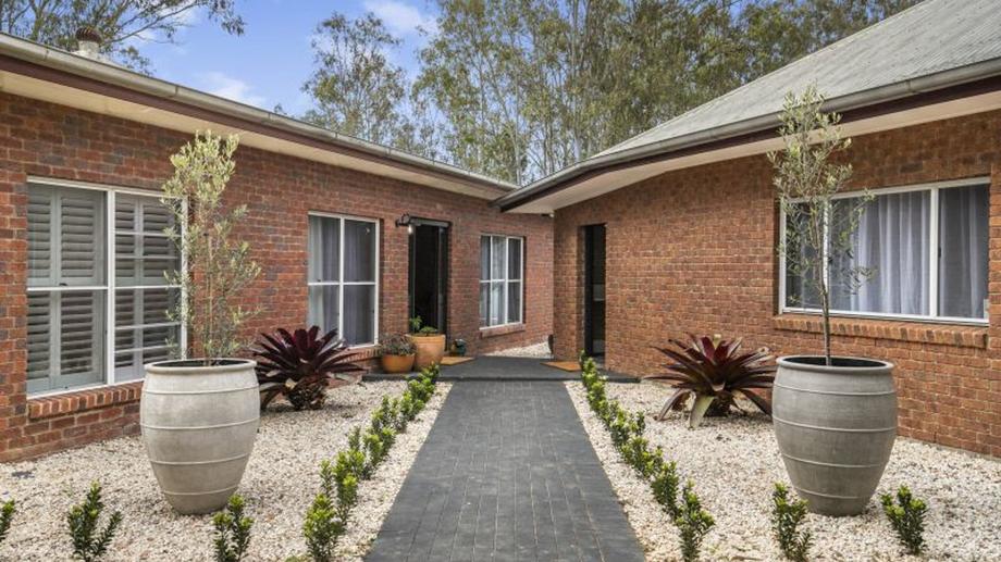 46 Lather Road Bellbowrie QLD 4070